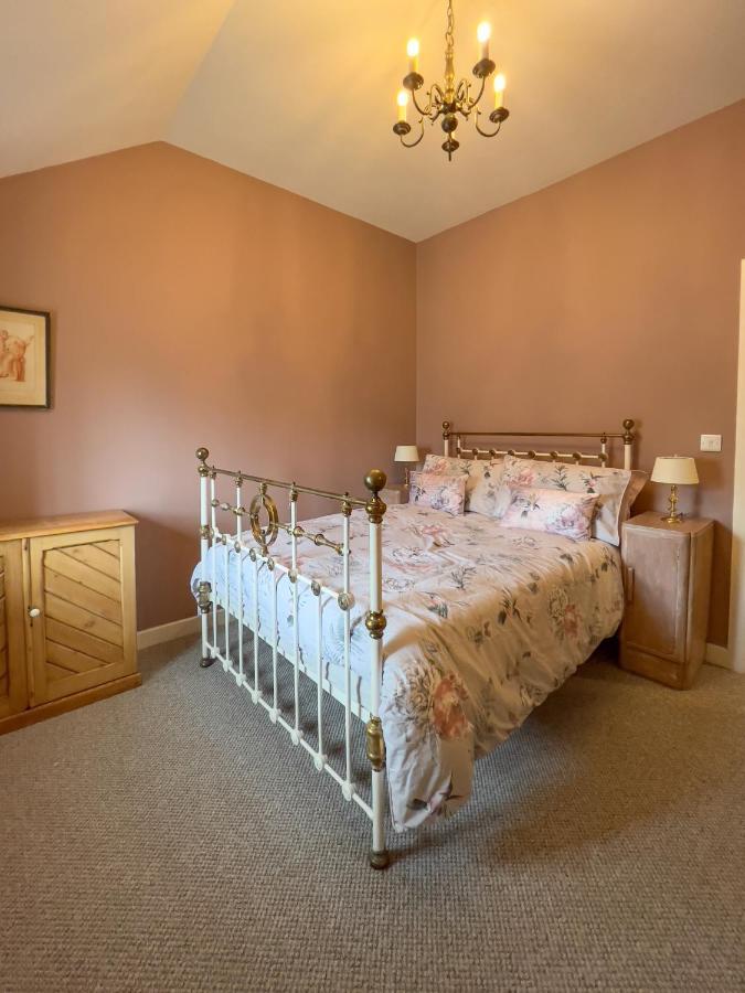 Stewartstown Converted Victorian Coach House With Hot Tub מראה חיצוני תמונה